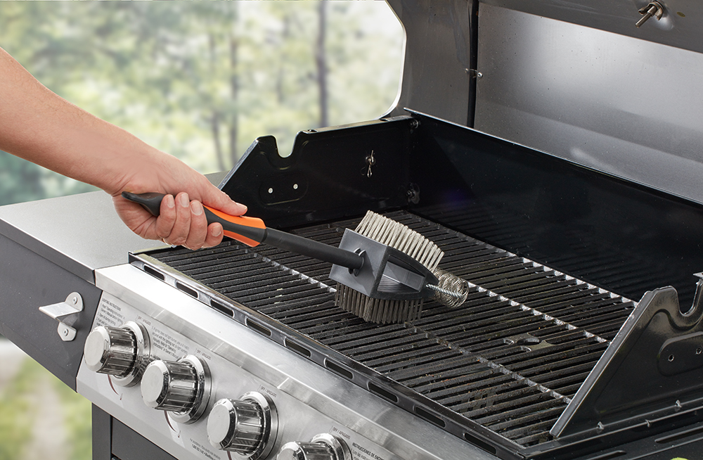 Armor All® - Oversized Triple Action Commercial Brush Pinecraft Barbecue LLC.